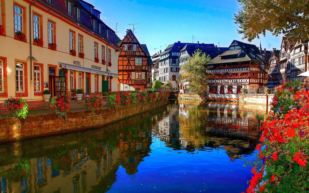 Midpoint Studios By Life Renaissance Strasbourg Bagian luar foto